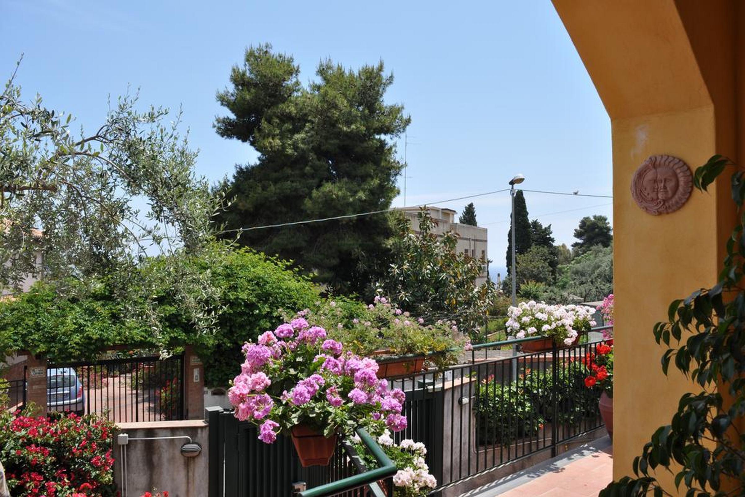 B&B Stella Marina Aci Trezza Exterior photo